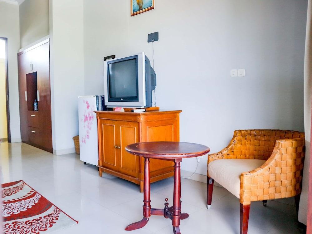 U Tube Hotel Uluwatu  Bagian luar foto