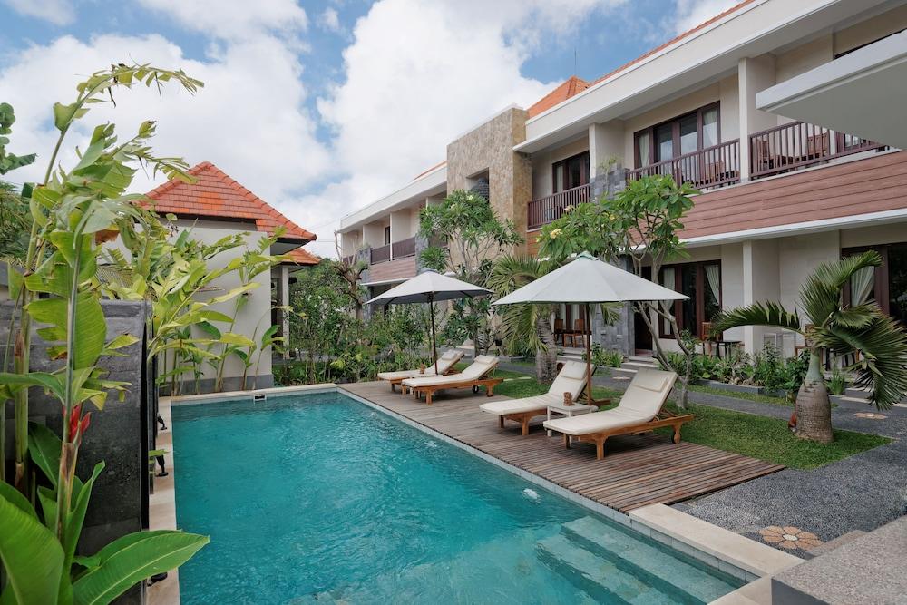 U Tube Hotel Uluwatu  Bagian luar foto