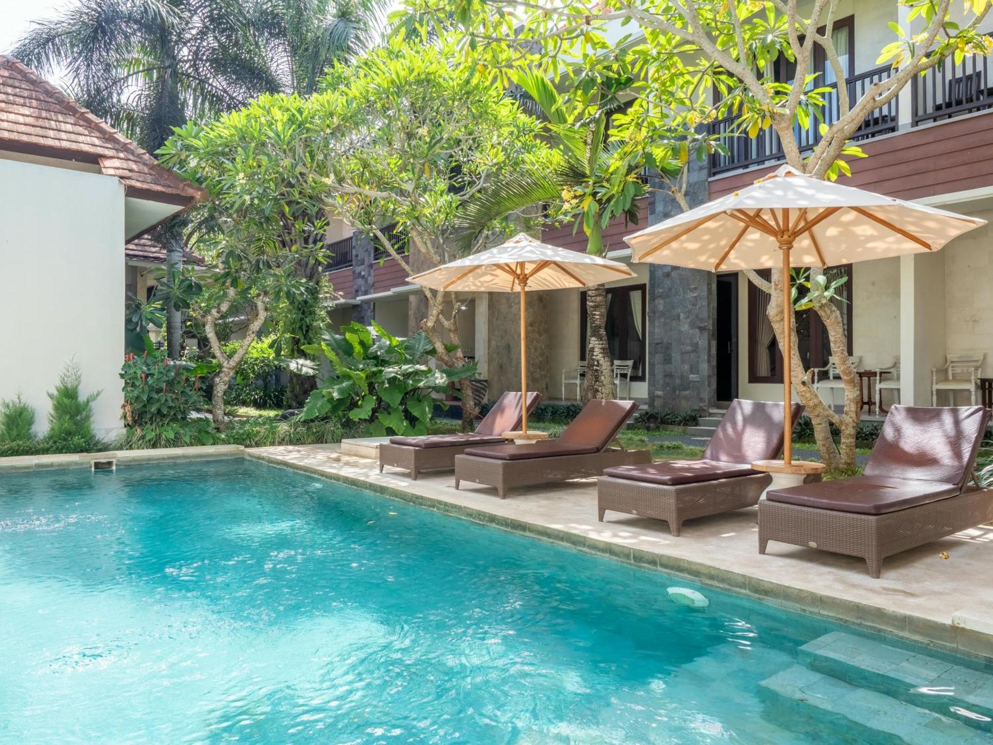 U Tube Hotel Uluwatu  Bagian luar foto