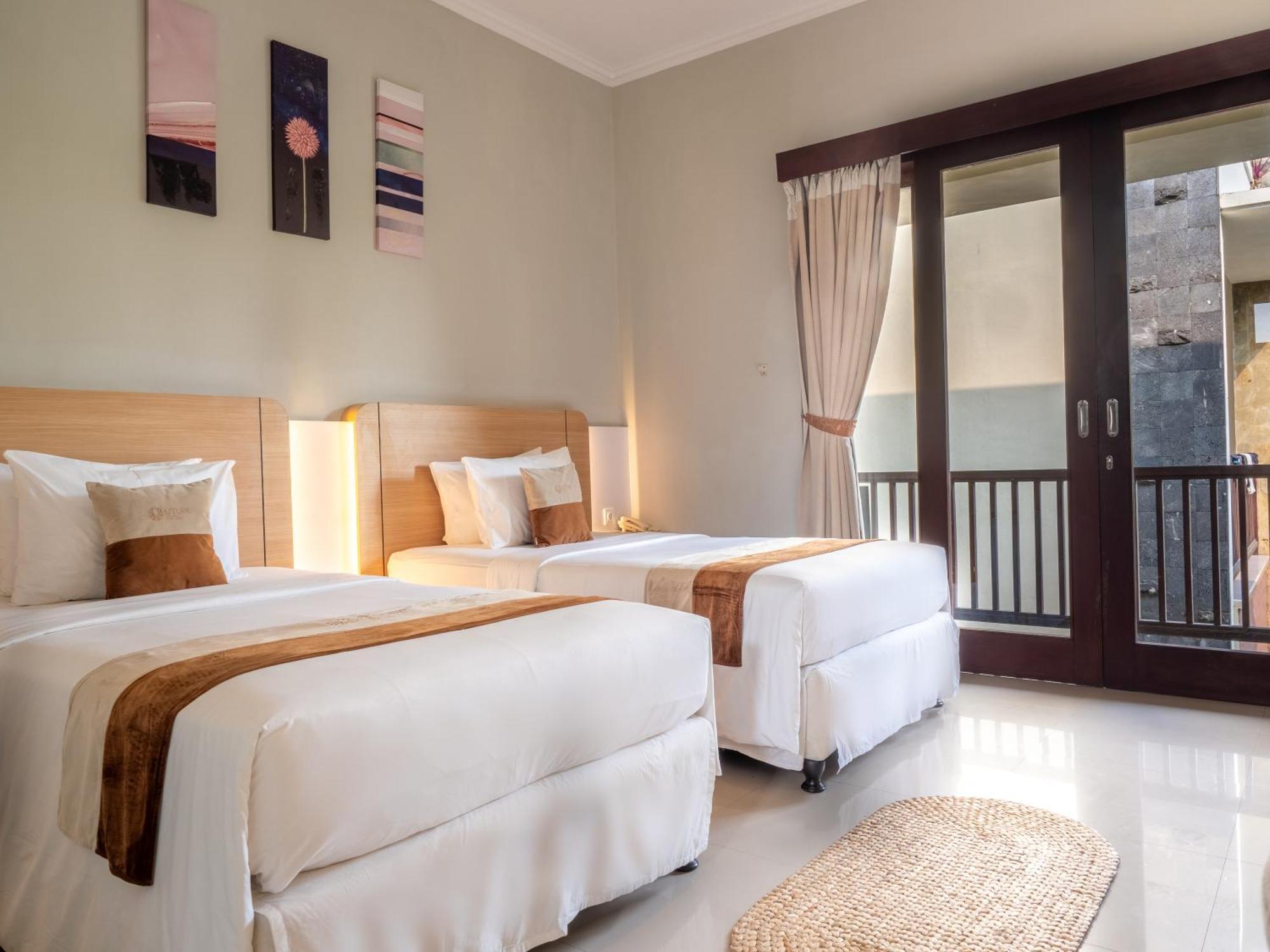 U Tube Hotel Uluwatu  Bagian luar foto