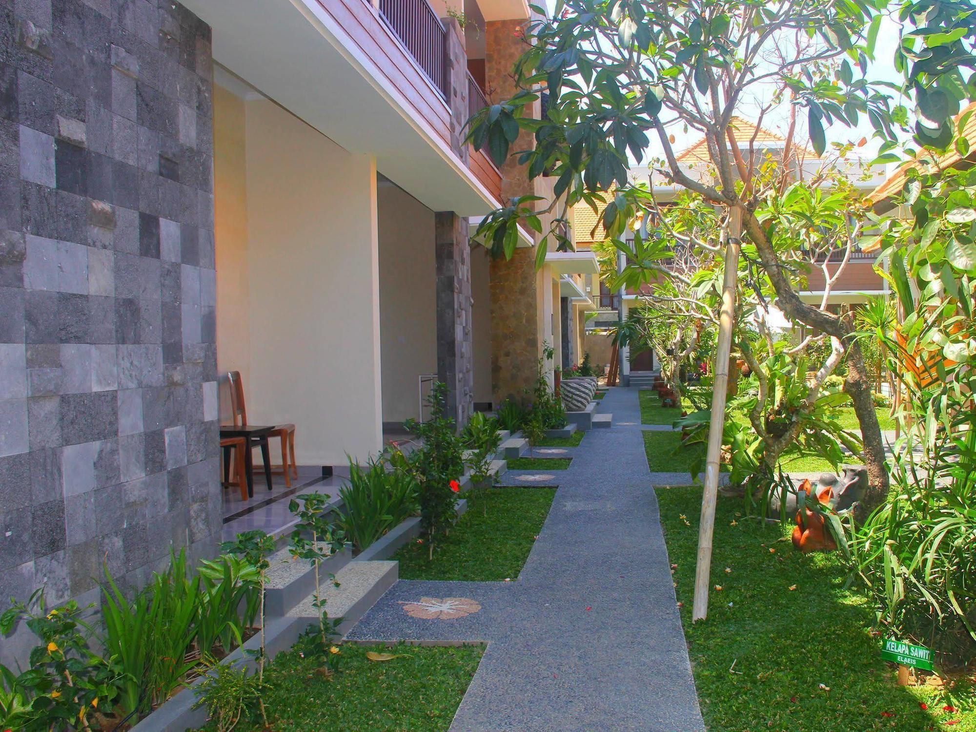 U Tube Hotel Uluwatu  Bagian luar foto