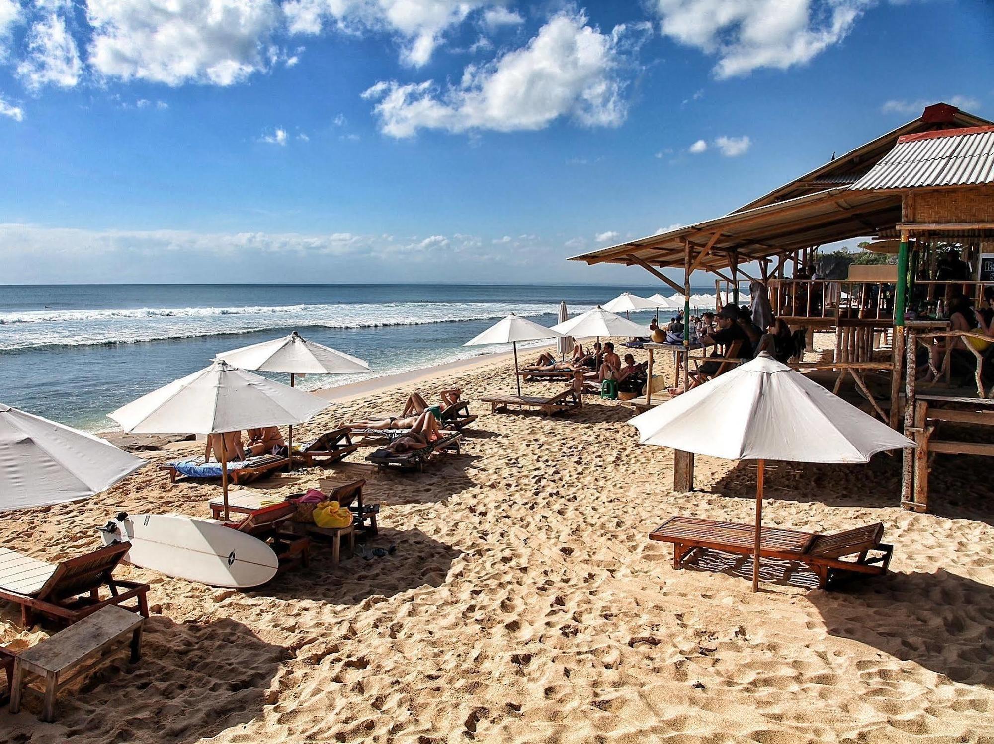 U Tube Hotel Uluwatu  Bagian luar foto